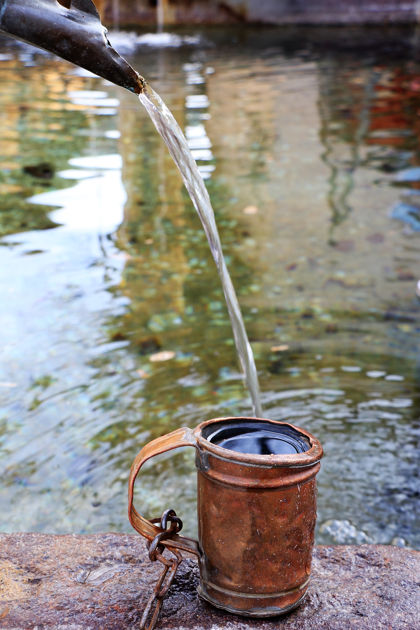 山泉水.jpg