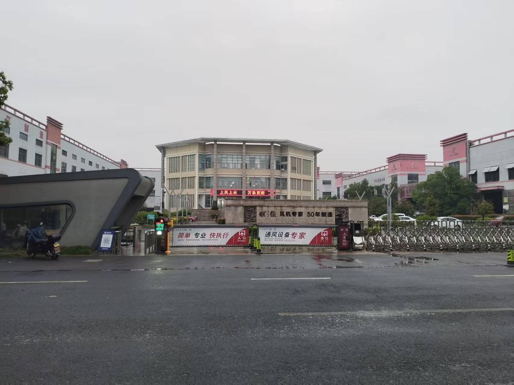 06.jpg